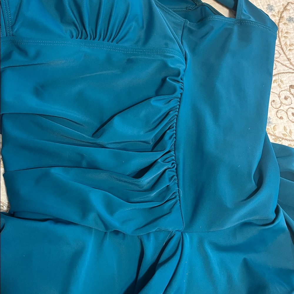 Plus size swim dress - Picture 7 of 8